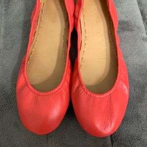 Tieks size 10 poppy